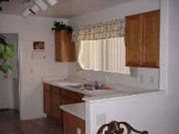 4th image of 1633 E Lakeside Dr Unit 62