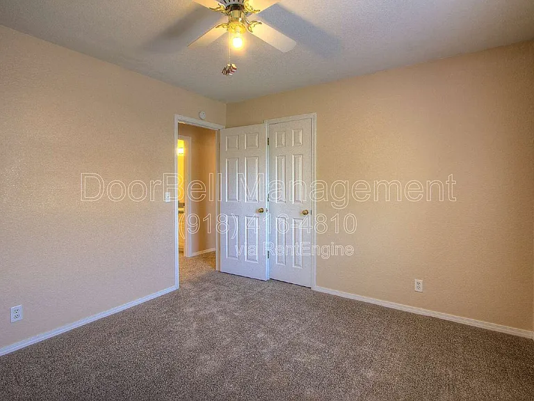 2520 W Honolulu St — Photo 20