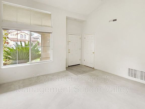 3rd image of 1808 Sonnet Ct