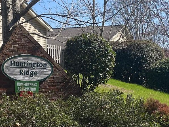 114 Huntington Cir