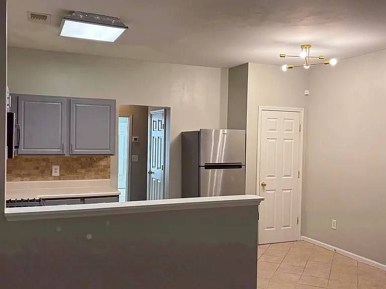 3266 Mill Springs Cir — Photo 8