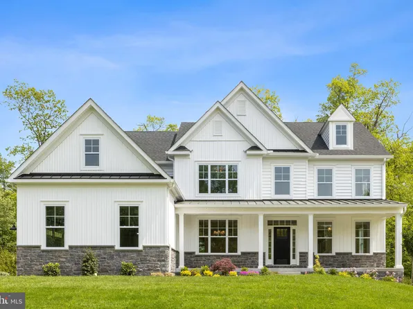 105 Rose Ln, Chalfont, PA 18914