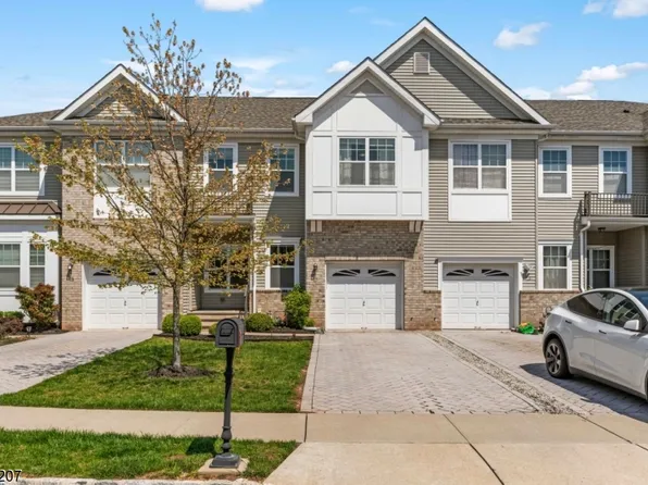27 Clifford Cir, Franklin Twp., NJ 08873