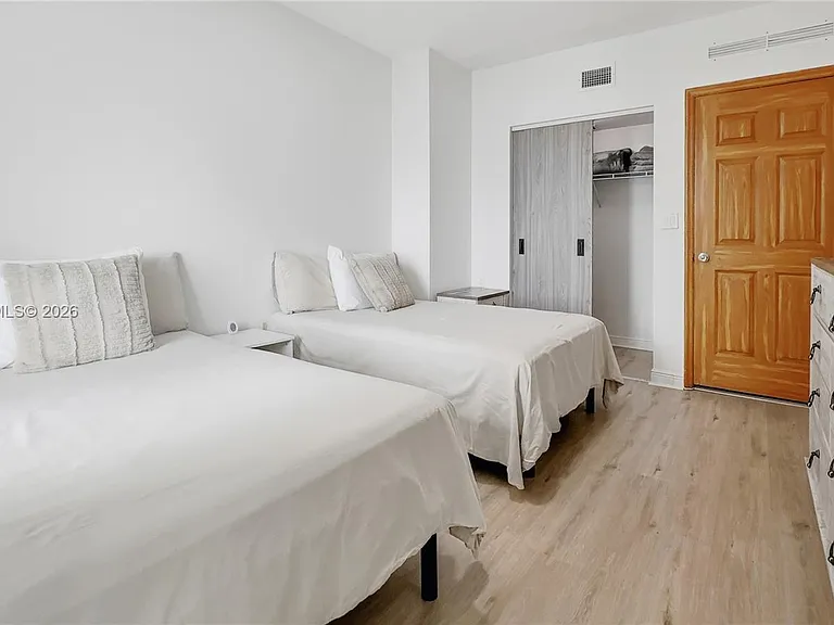 1755 E Hallandale Beach Blvd #2303E — Photo 19