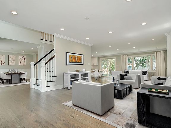 2nd image of 28 Janet Dr