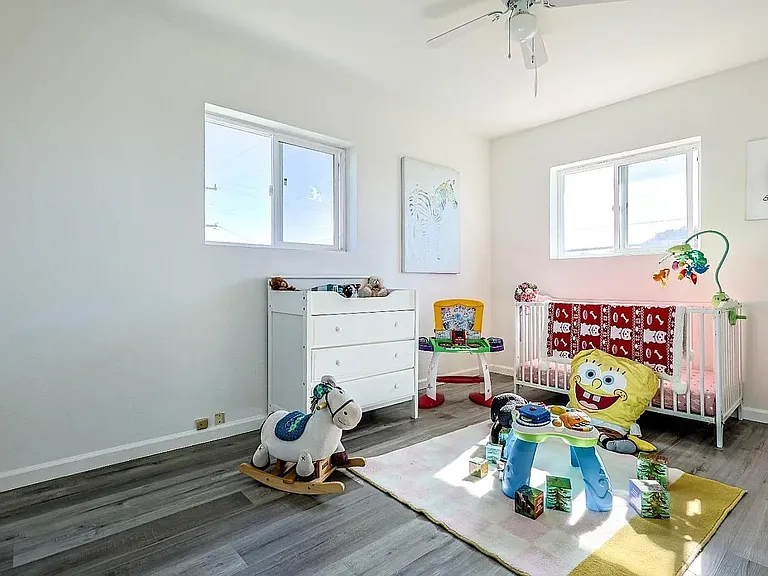 2911 California St #2 — Photo 10