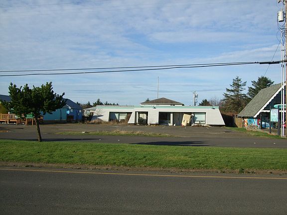 5th image of 765 Point Brown Ave NW