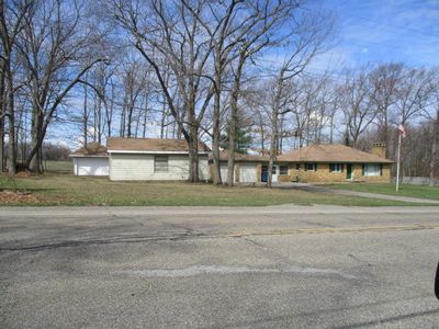 2406 Tower Hill Rd, Houghton Lake, MI, 48629