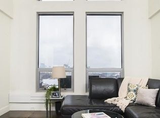363 Newbury St, Boston, MA 02115