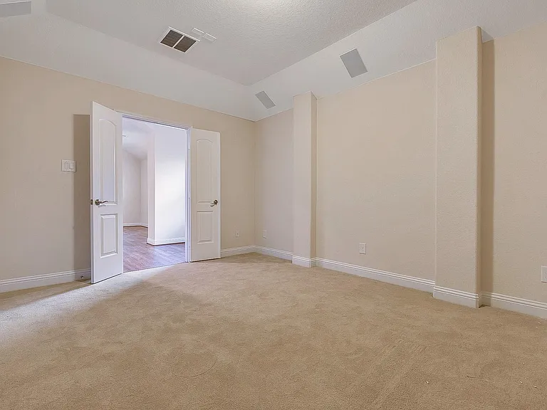 22 Garden Path Pl — Photo 32