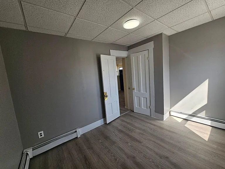 40 Putnam St #2 — Photo 11