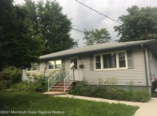 16 Dora Ave, Spotswood, NJ 08884
