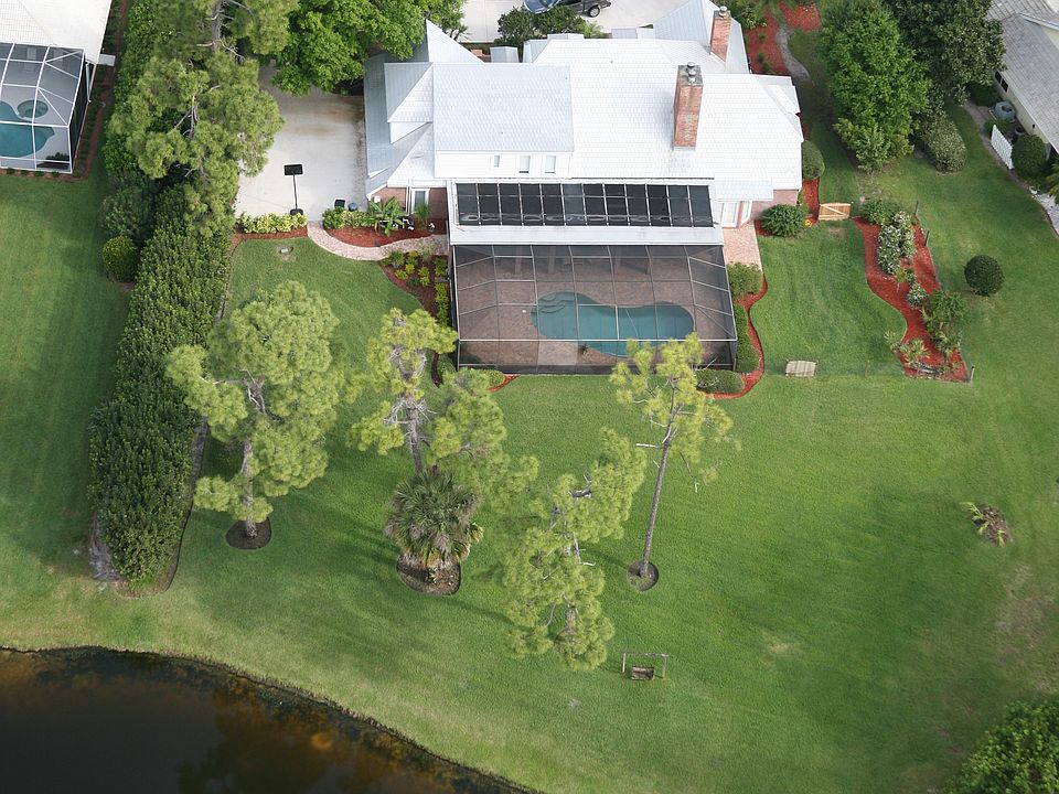 2nd image of 7725 Wexford Way