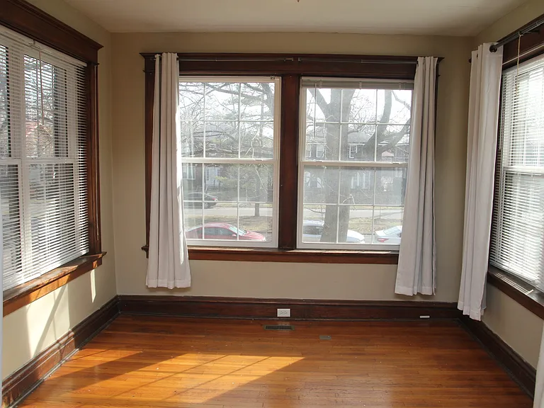 6637 Kingsbury Blvd #1W — Photo 11