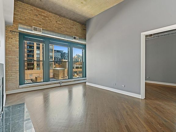 3rd image of 411 W Ontario St APT 711