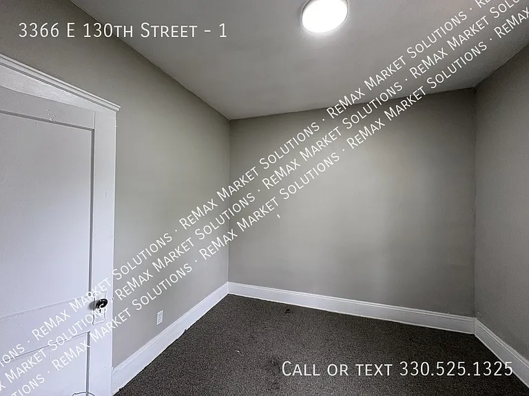3366 E 130th St #1 — Photo 10