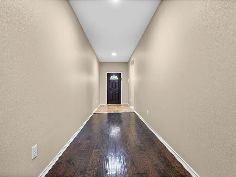 14308 Lake Victor Dr — Photo 16
