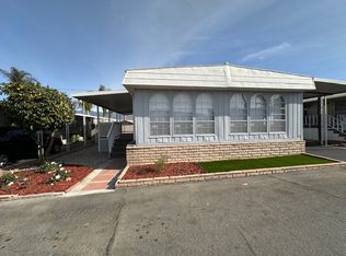 881 N Lake St, Hemet, CA 92544