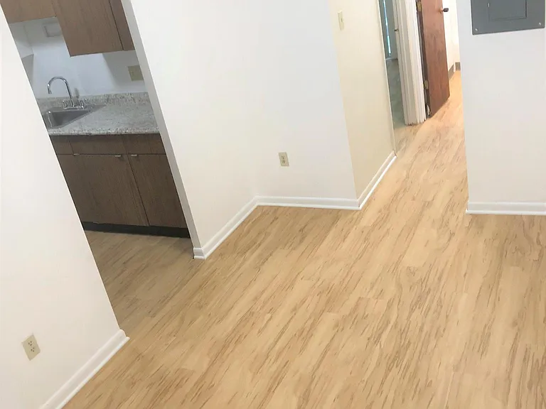 6350 Forward Ave #25 — Photo 10