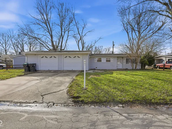 153 Parkview Dr, New Whiteland, IN 46184