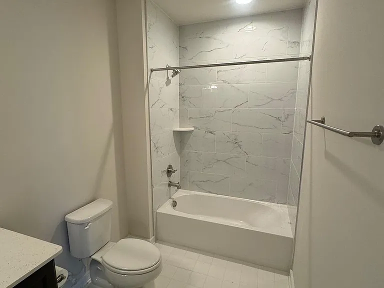 6922 Fountain Park Dr — Photo 13