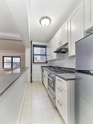 Rented by Bank Neary | media 2