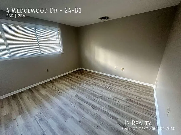 4 Wedgewood Dr #24-B1 — Photo 3