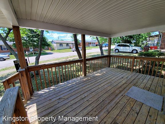 4th image of 514 Foxwood Dr