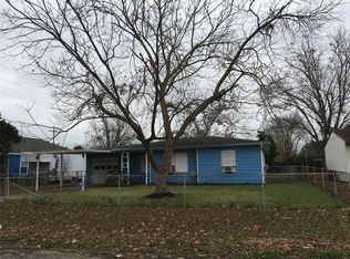 255 Muriel St, La Marque, TX 77568