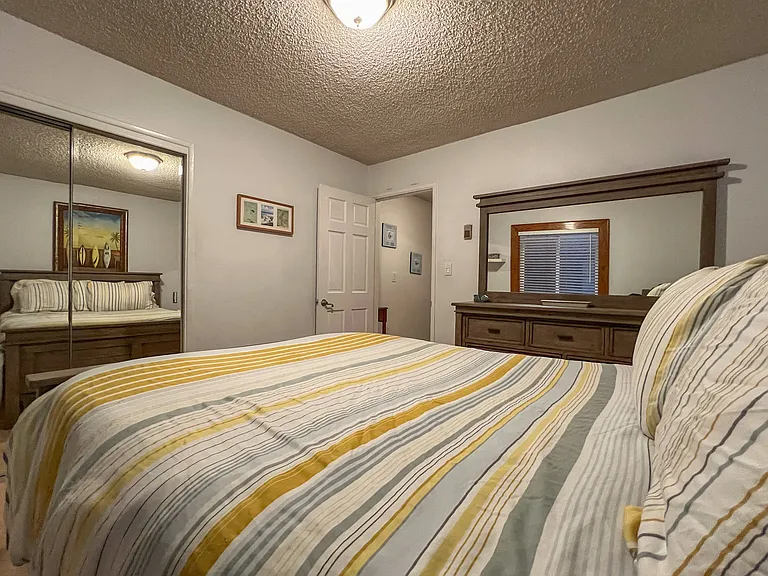 3355 Ocean Front Walk #F — Photo 22