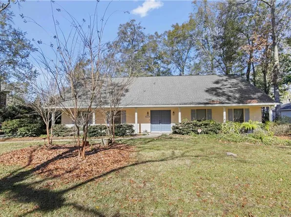 110 Shaunell Dr, Mandeville, LA 70448