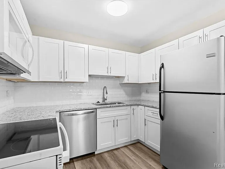 1545 Cherboneau Pl #41 — Photo 16