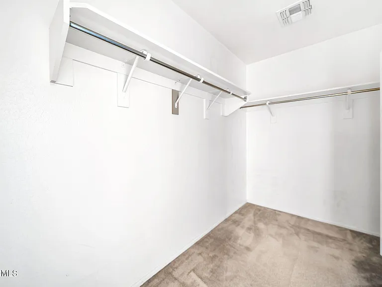 7770 W Alvarado Rd — Photo 14