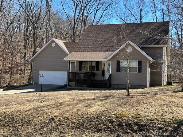 138 Shadow Oaks Rd, Camdenton, MO 65020
