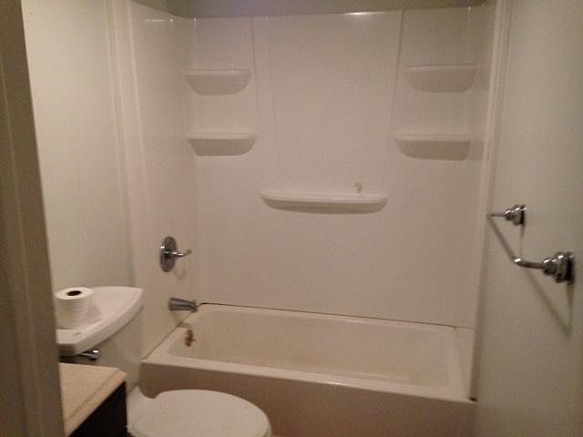 Bath with Tub/Shower