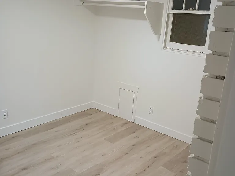 265 N Main St #5 — Photo 5