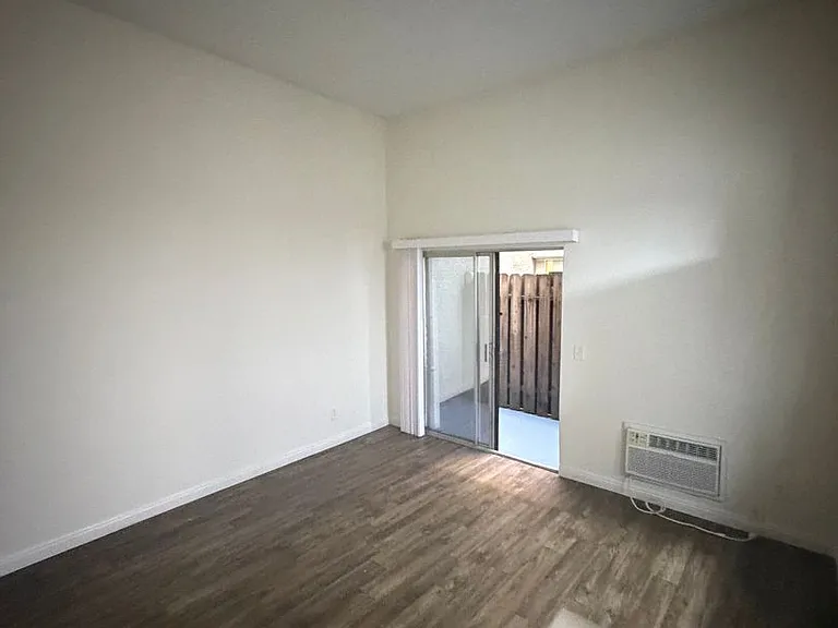 4124 Eagle Rock Blvd — Photo 5