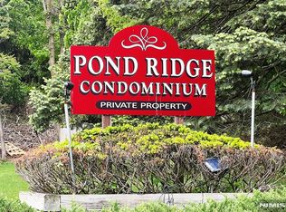 109 N Maple Ave, Park Ridge, NJ 07656