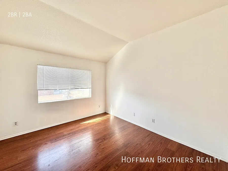 6415 Garvanza Ave Los Angeles CA 90042 — Photo 4