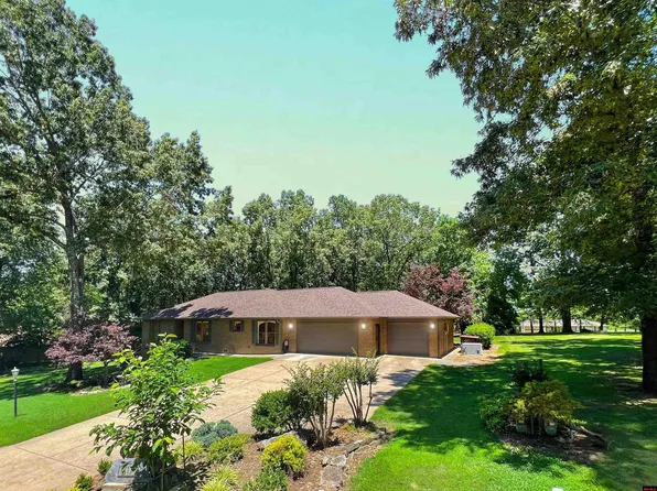 517 Northpointe Dr, Mountain Home, AR 72653