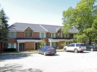 860 Oakwood Rd APT 9, Ortonville, MI