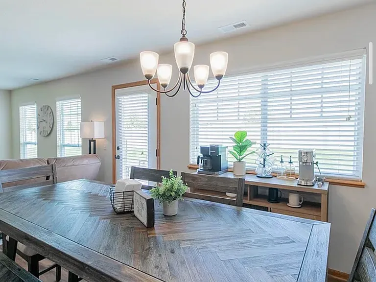 8767 Ridge Hollow Dr — Photo 12
