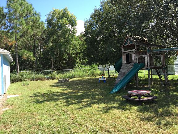 2nd image of 4501 NW Bighorn Avenue