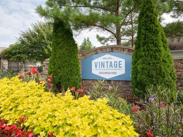 245 Creekwood Cove Ln #7-8C