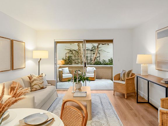 5th image of 211 Por La Mar Cir