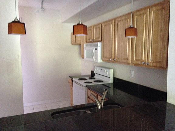 3rd image of 5681 Bentgrass Dr Unit 208