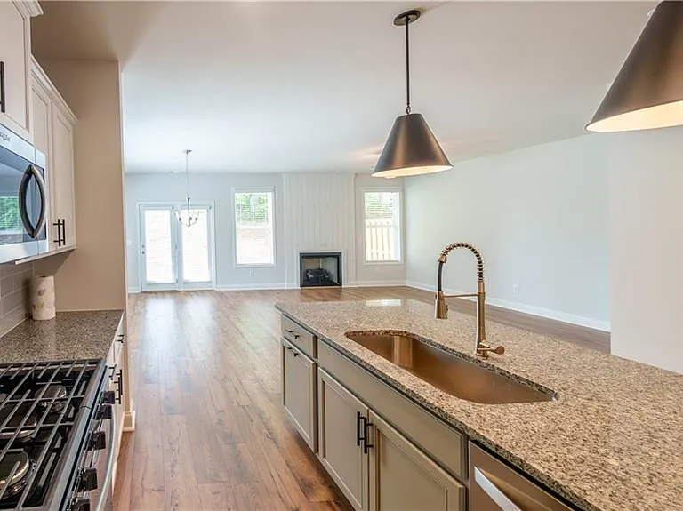 5120 Hillington Way — Photo 12