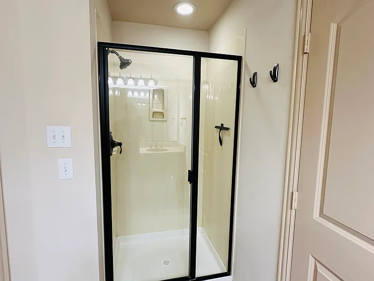 2249 Salado Dr — Photo 25