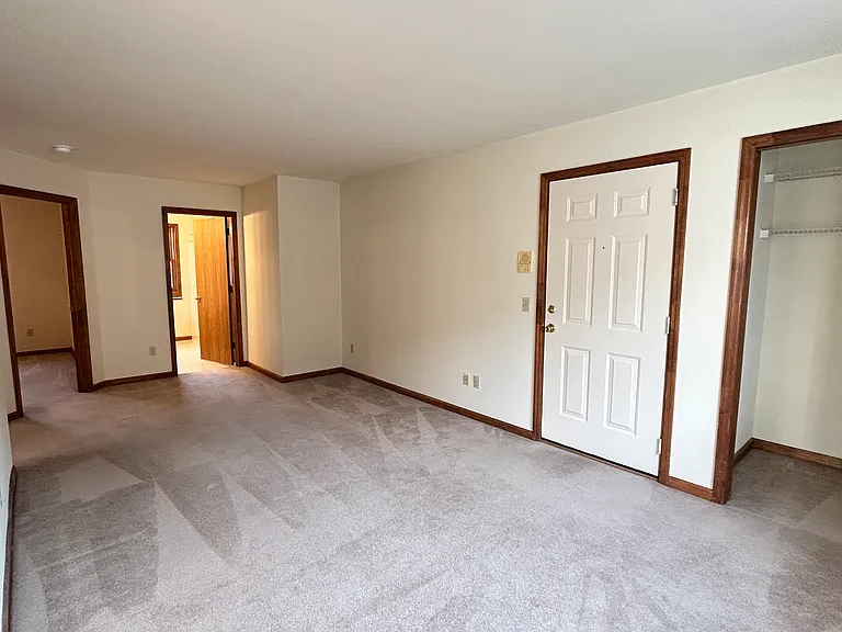 4212 Menga Dr #4 — Photo 8