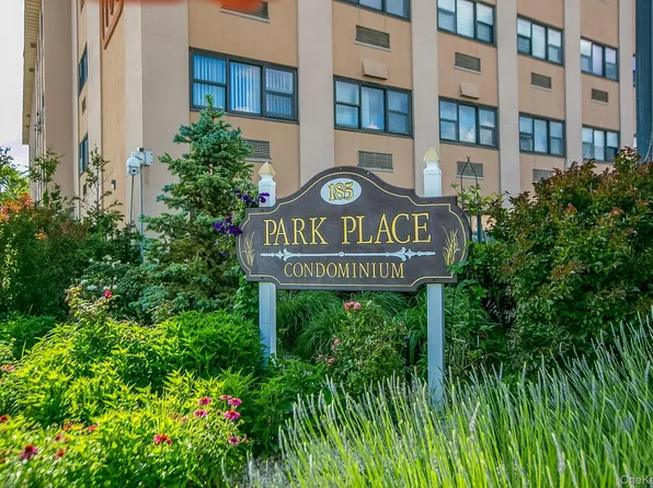 185 W Park Avenue #406, Long Beach, NY 11561